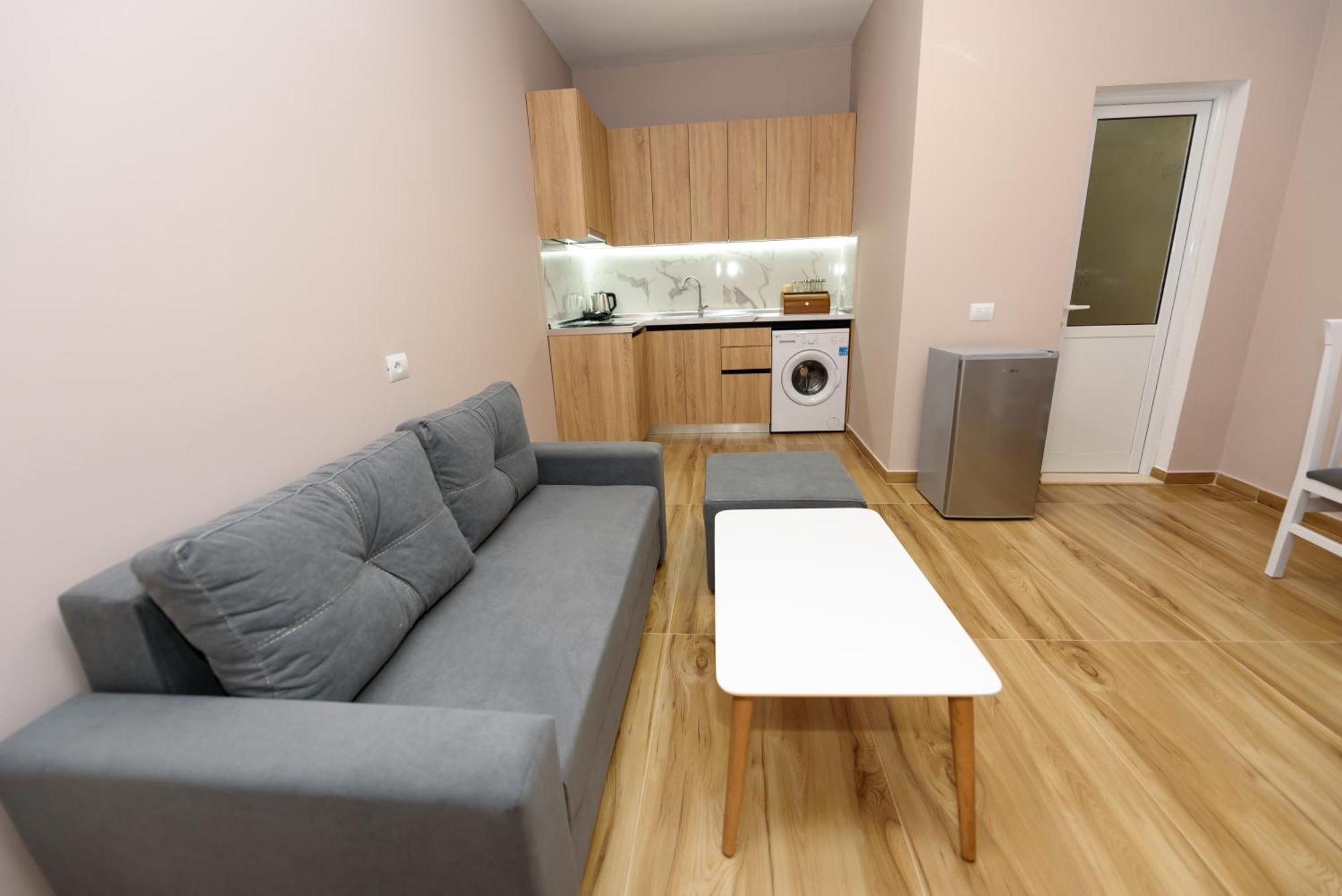 Mezani Homestay *